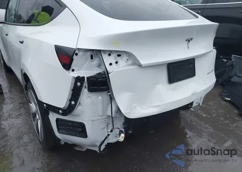 2023 Tesla Model Y Awd/Long Range Dual Motor All-Wheel Drive from USA, damaged, VIN 7SAYGAEE6PF791903